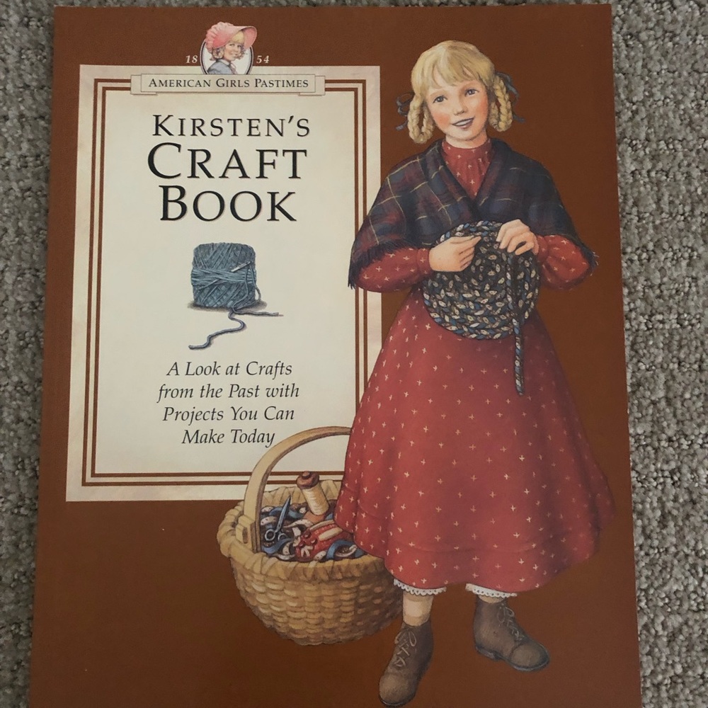 Pleasant Company (American Girl Collection) - Vintage Kirsten’s Craft Book